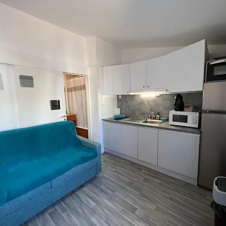 Le Cors'halles Apartament *