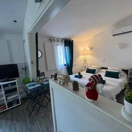 Le Cors'halles Apartament