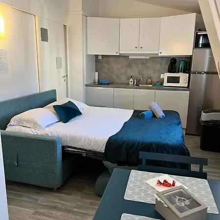 Apartament Le Cors'halles