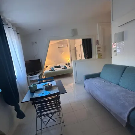 Apartament Le Cors'halles Narbona