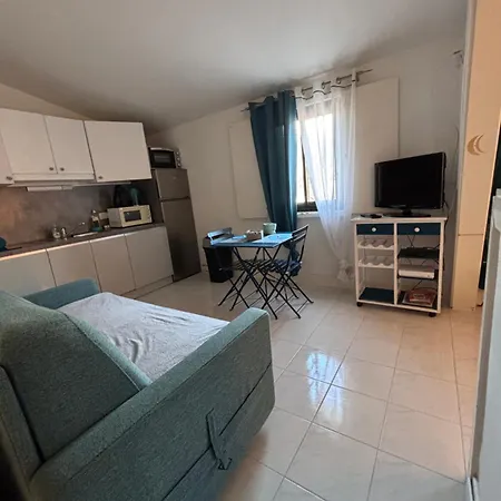 Le Cors'halles Apartament