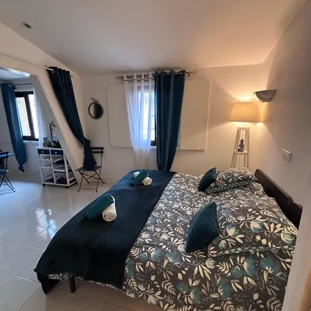 Apartament Le Cors'halles Narbona