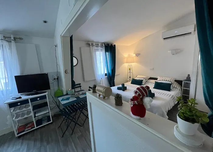 Le Cors'halles Apartment